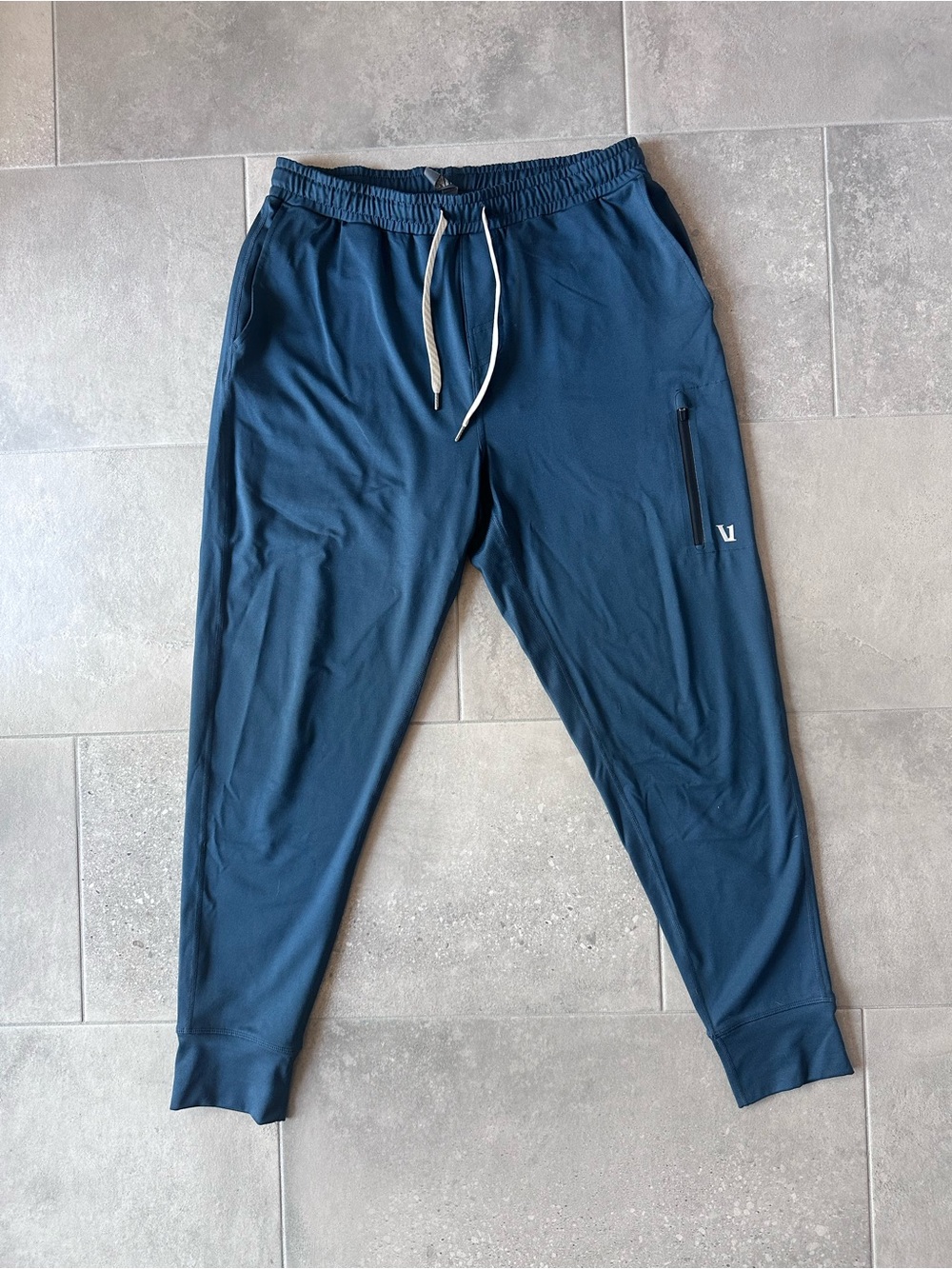 Vuori Deep Blue Men's Jogger Pants with Drawstring